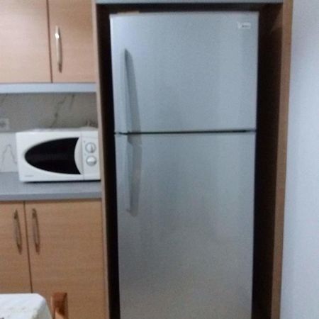 Zeta'S Apartments Sarande Bagian luar foto