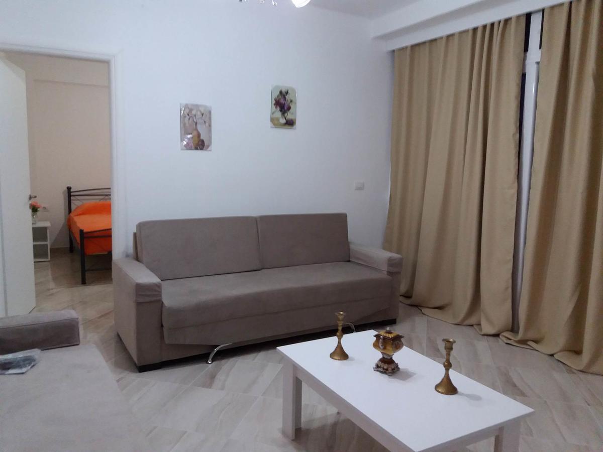 Zeta'S Apartments Sarande Bagian luar foto