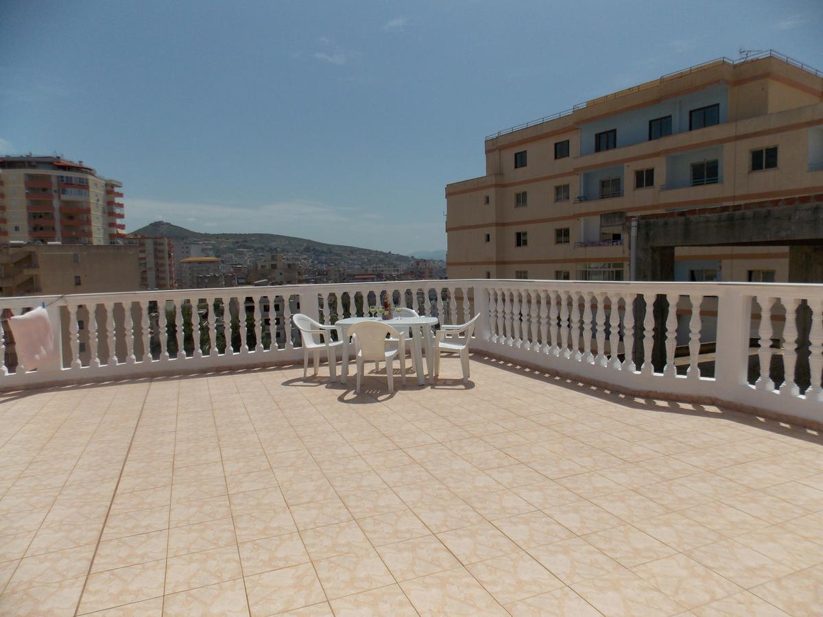 Zeta'S Apartments Sarande Bagian luar foto
