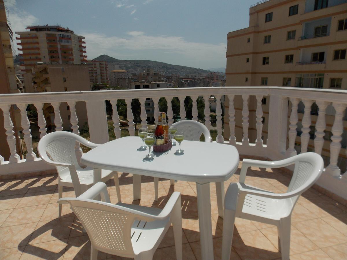 Zeta'S Apartments Sarande Bagian luar foto