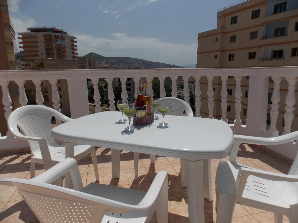 Zeta'S Apartments Sarande Bagian luar foto