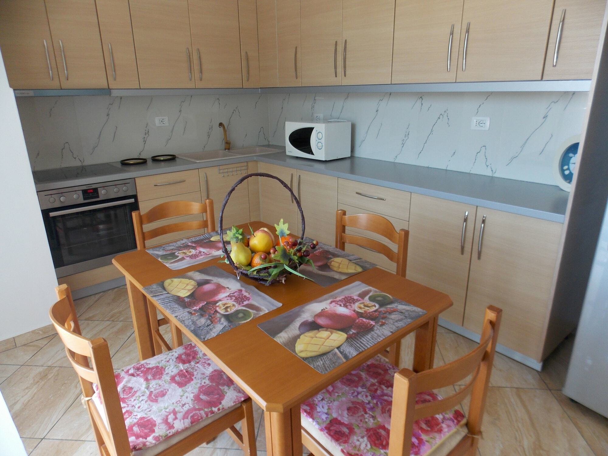 Zeta'S Apartments Sarande Bagian luar foto
