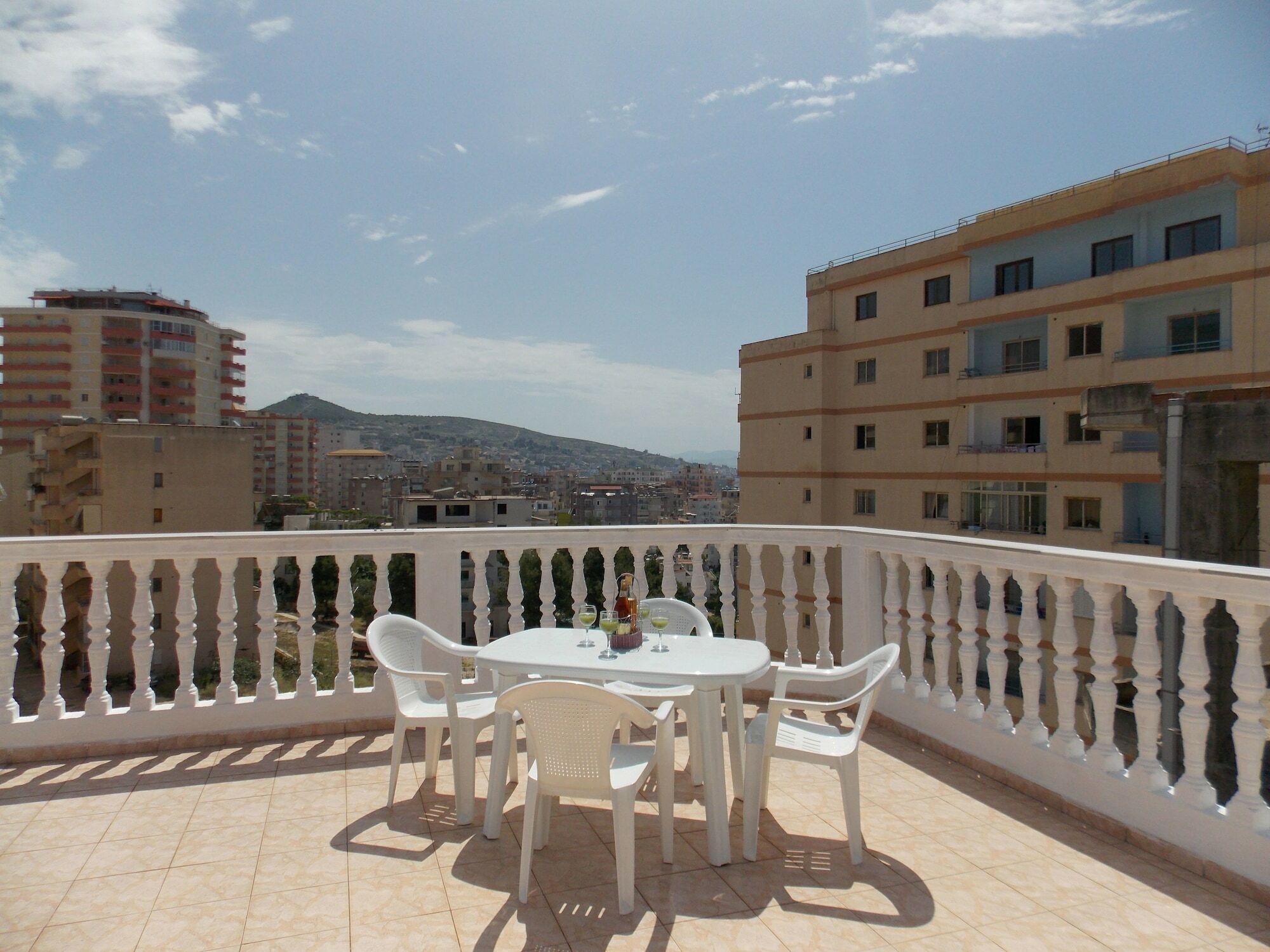 Zeta'S Apartments Sarande Bagian luar foto